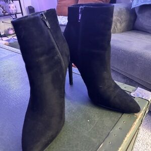 Carlos Santana Heeled Booties